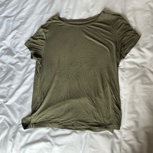 American Eagle Cropped T Shirt